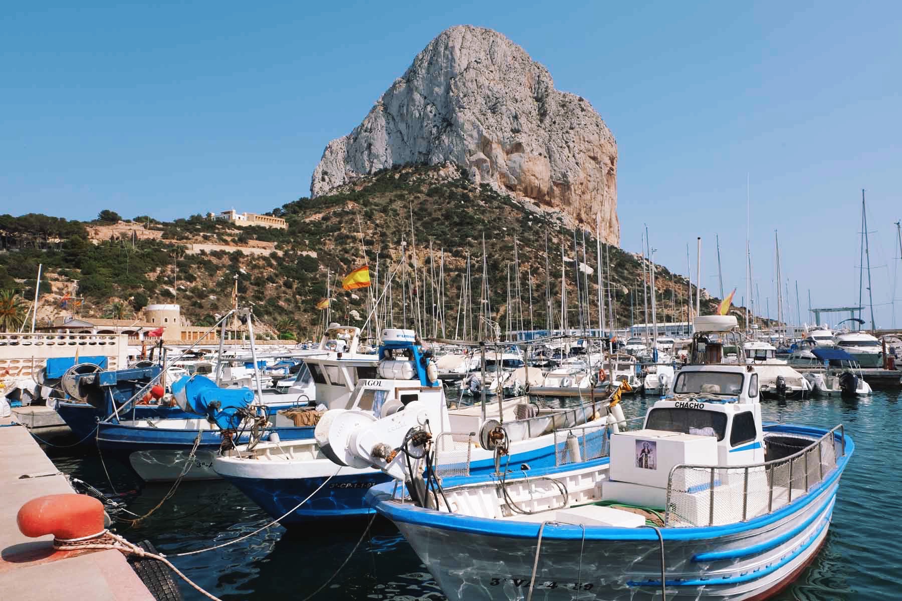 The Restaurant area is right next to the Marina.